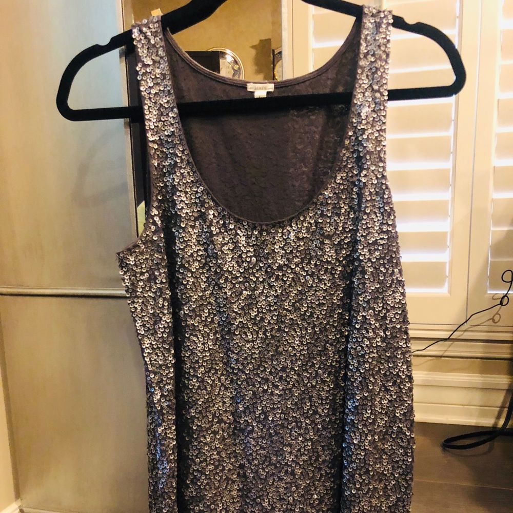 Sequent tank top